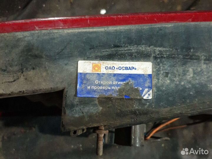 Фонарь задний левый 2114 клюшка