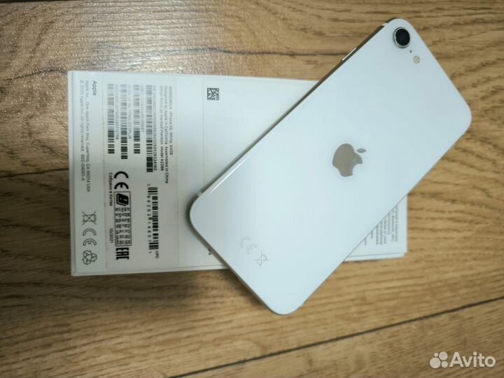 iPhone SE (2020), 64 ГБ