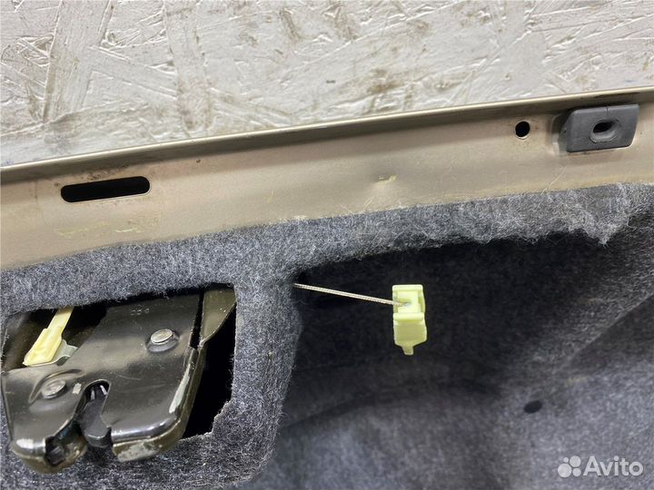 Крышка багажника Chrysler 300M, 2003