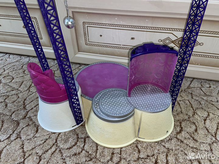 Танцпол bratz