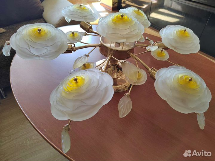 Люстра потолочная бу