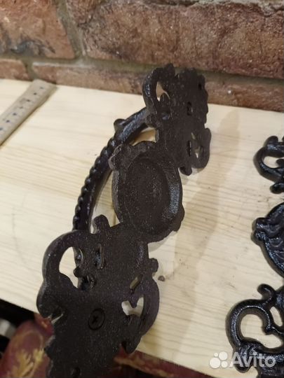 Ручка чугунная