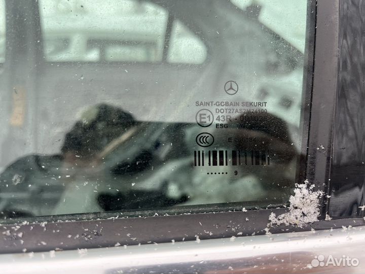 Mercedes W212 стекло двери E класс