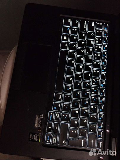 Мощный на i5 1.3кг подсветка SSD 256