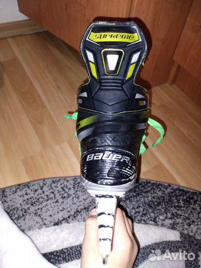 Хоккейные коньки Bauer Supreme