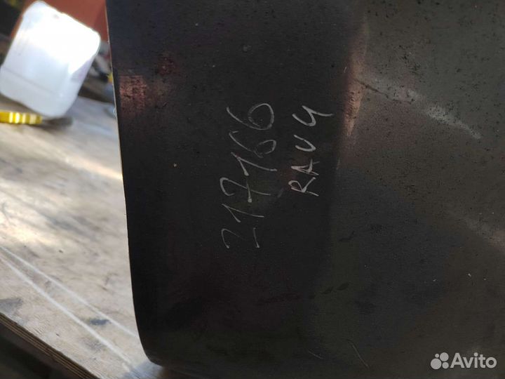 Продам бампер задний rav 4