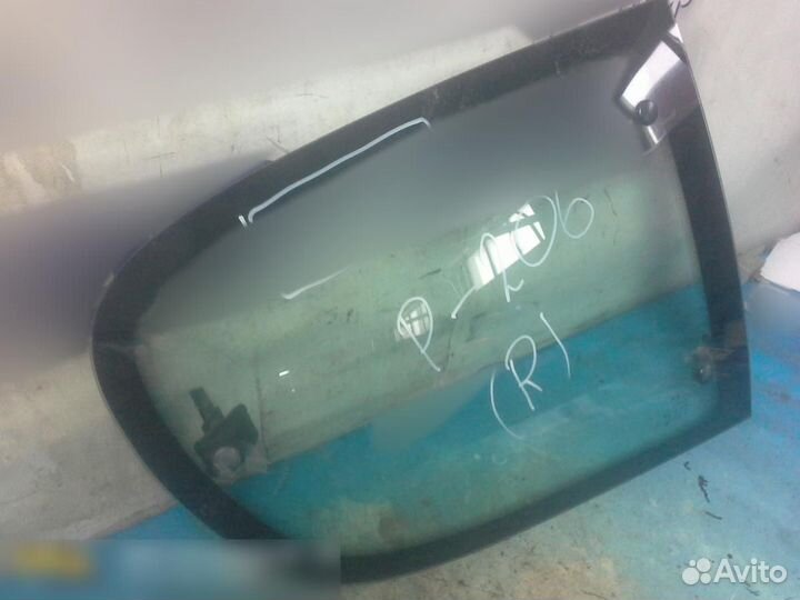 Стекло кузовное глухое правое Peugeot 206 1998-201