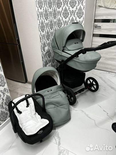 Коляска 3 в 1