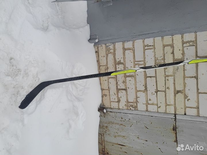 Клюшка хоккейная