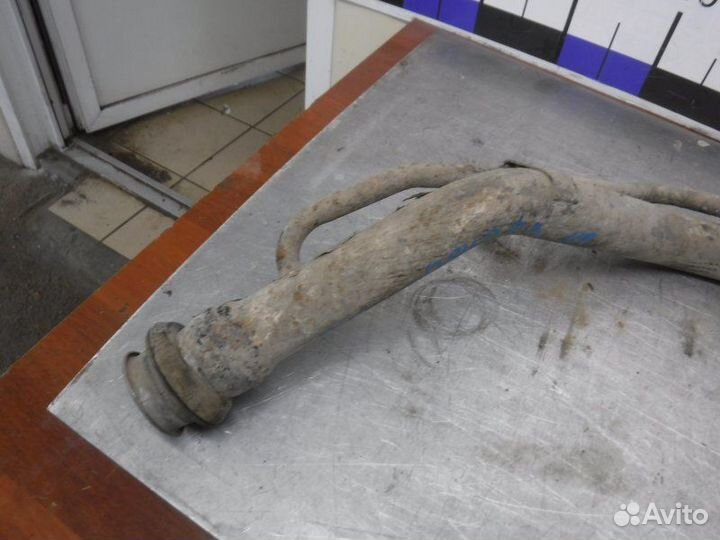 Горловина топливного бака Лада Приора 21126 2011