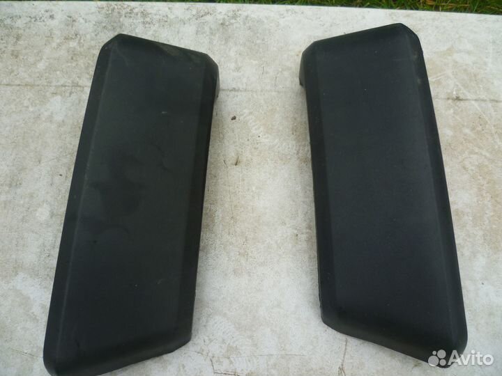 Накладки переднего бампера (уголки) для Лада Нива