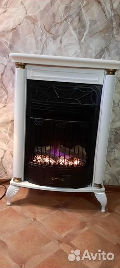 Электрокамин с эффектом пламени