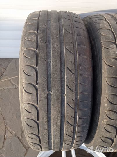 Petlas Velox Sport PT741 215/55 R17