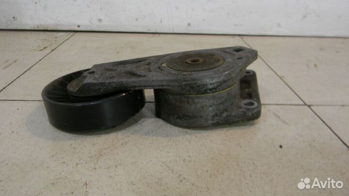 Натяжитель ремня Пежо 306