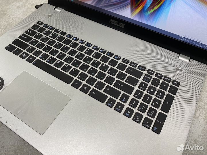 Мощный ноутбук i7 12gb ssd full HD 17,3