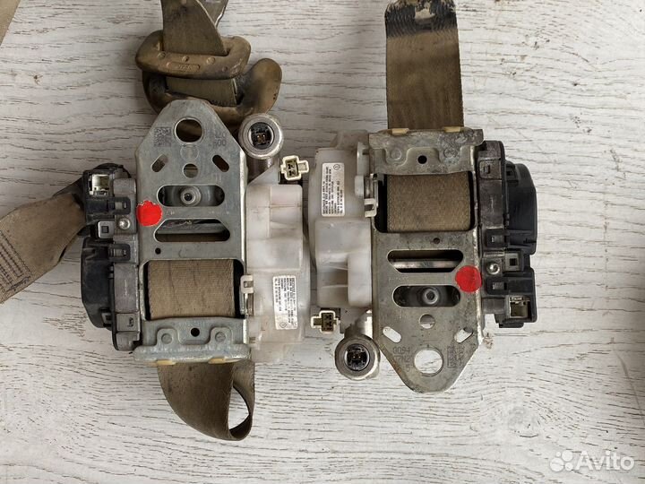 Lexus LX570 Ремни безопасности