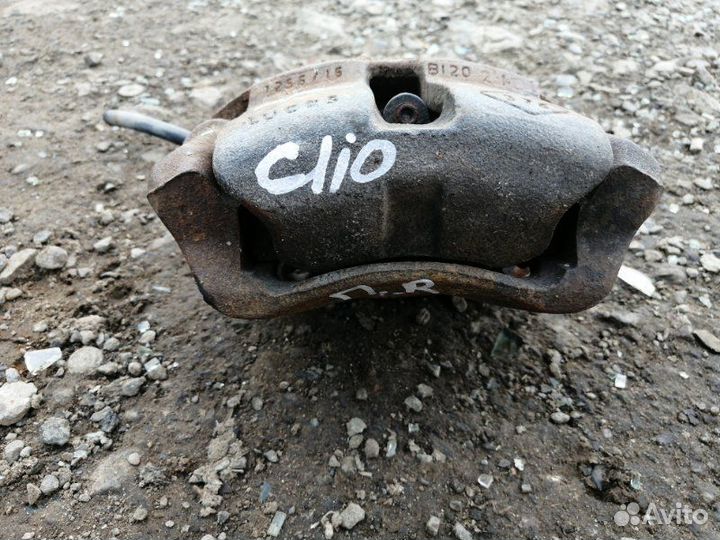 Суппорт передний правый Renault Clio CB K4J 2000