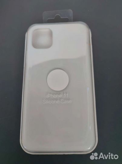 Силиконовый чехол на iPhone 11 белый