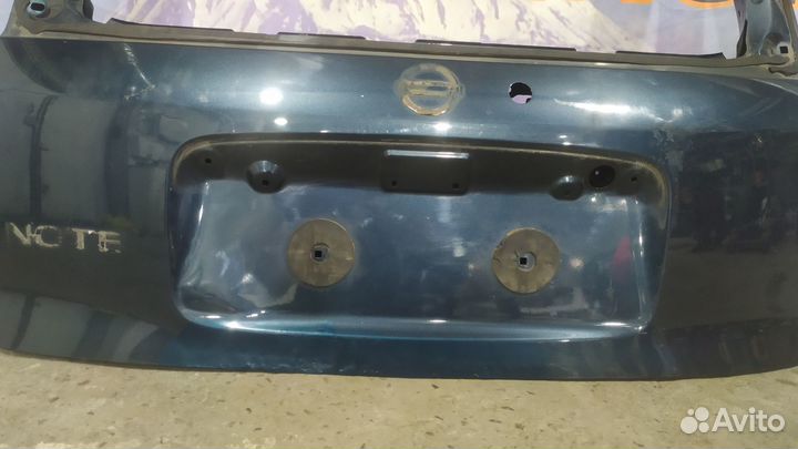 Nissan note e11 крышка багажника