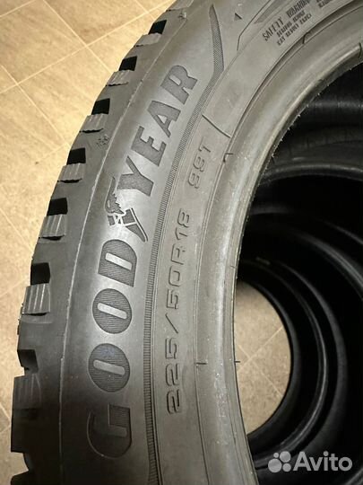 Goodyear UltraGrip Arctic 2 225/50 R18 99T