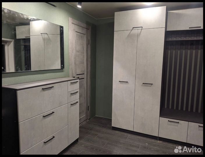 Шкаф в прихожую