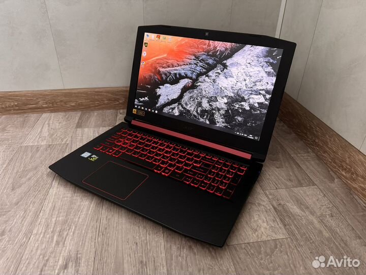 Acer Nitro 5 (IPS/Core i5-8300H/GTX 1050 4Gb/16Gb)