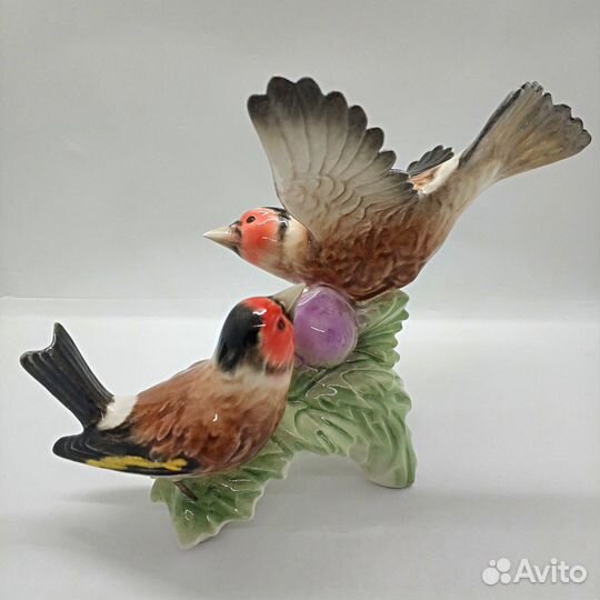 Статуэтка фарфор 