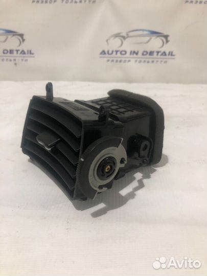 Дефлектор центральный левый hyundai elantra XD 1.6