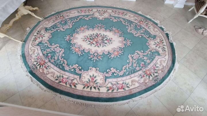 Ковер шерстяной новый