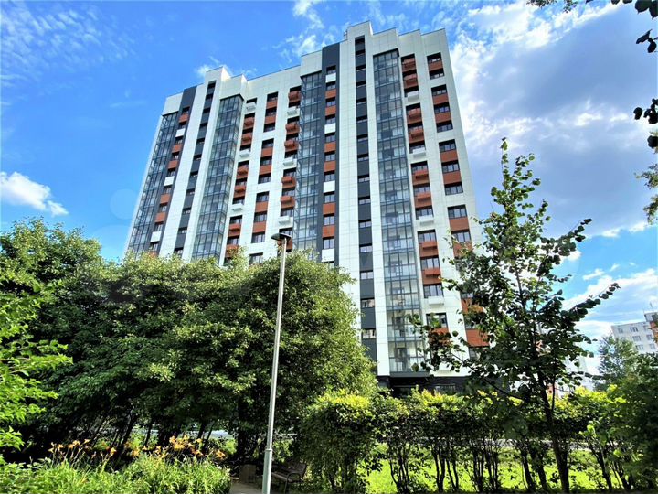 2-к. квартира, 61,8 м², 13/15 эт.