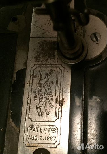 Швейная машинка 