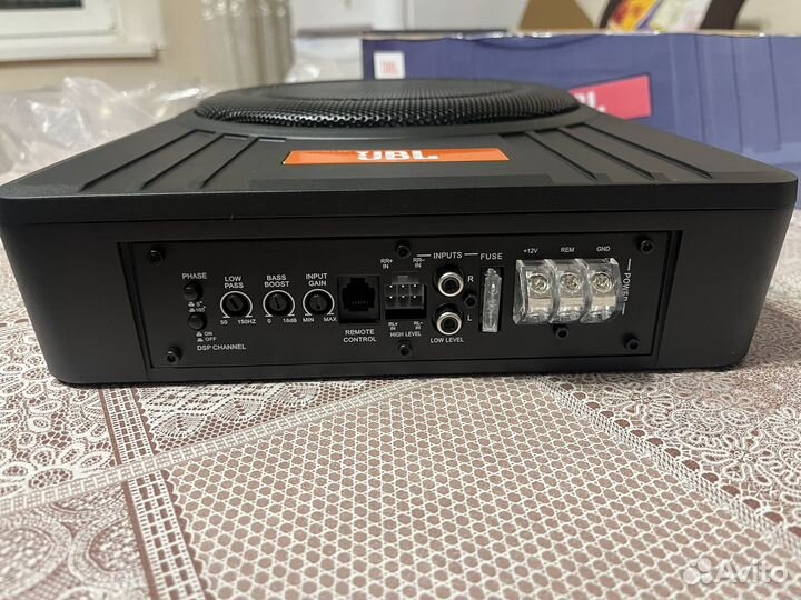 Сабвуфер под сидение jbl
