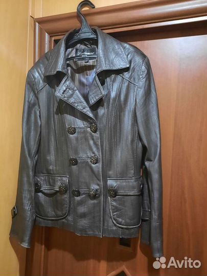 Продам куртку