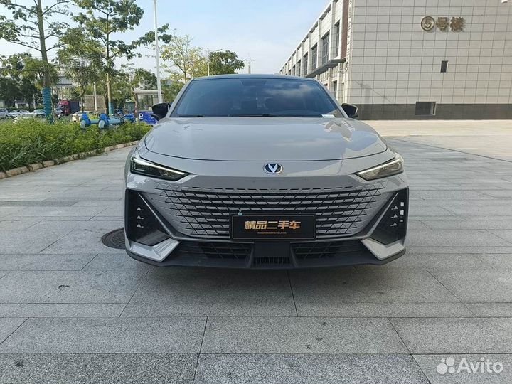 Changan UNI-V 1.5 AMT, 2022, 28 000 км