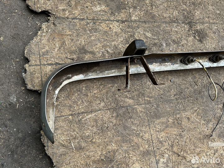 Москвич 2140 бампер задний