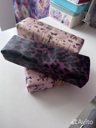 Подставка для рук маникюрная