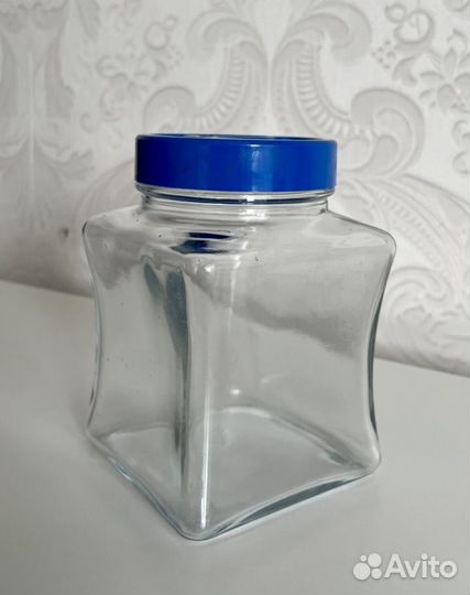 Банка-контейнер