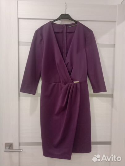 Платье женское 44