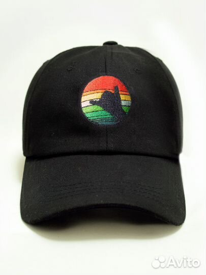 Бейсболка с принтом серфер