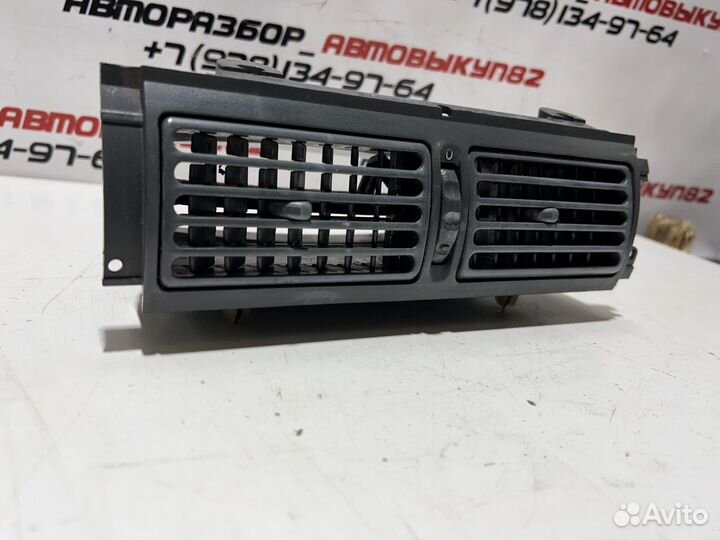 Центральный дефлектор Daewoo Nexia 100