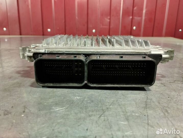 Блок управления двигателем Mercedes C-Class W205