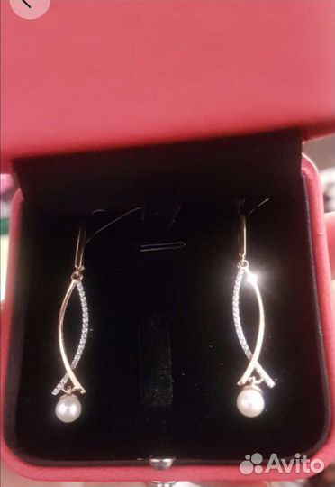 Золотые серьги