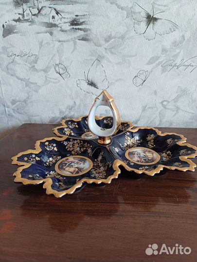 Менажница фарфоровая