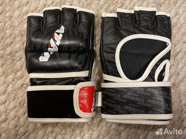 Спортивные перчатки