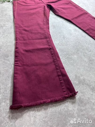 Джинсы клеш женские