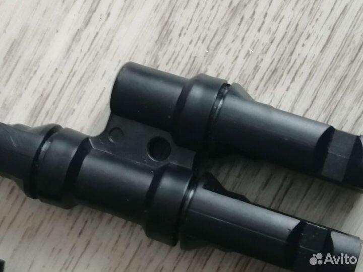 Соединительный адаптер солнечных панелей