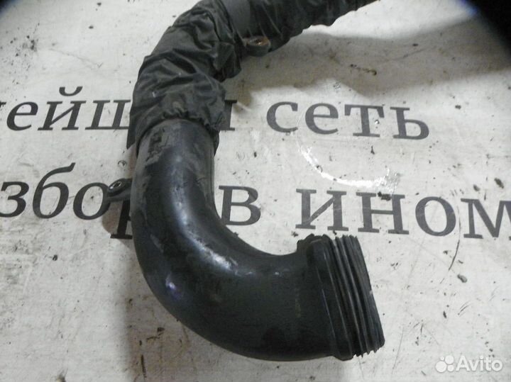 Патрубок воздушного фильтра Hyundai Santa Fe