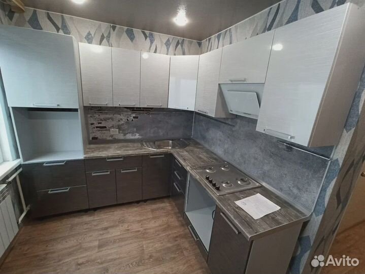 Готовая кухня Титан 2 м