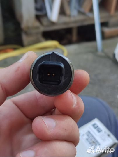 Клапан электромагнитный Peugeot 207 2010