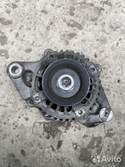Генератор на Toyota corolla 120
